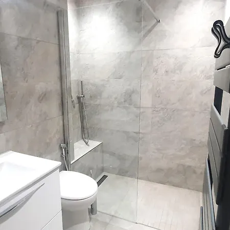 3 Pièces Avec Terrasse Et Garage, Climatisation Et Wifi - - Fr-1-780-27